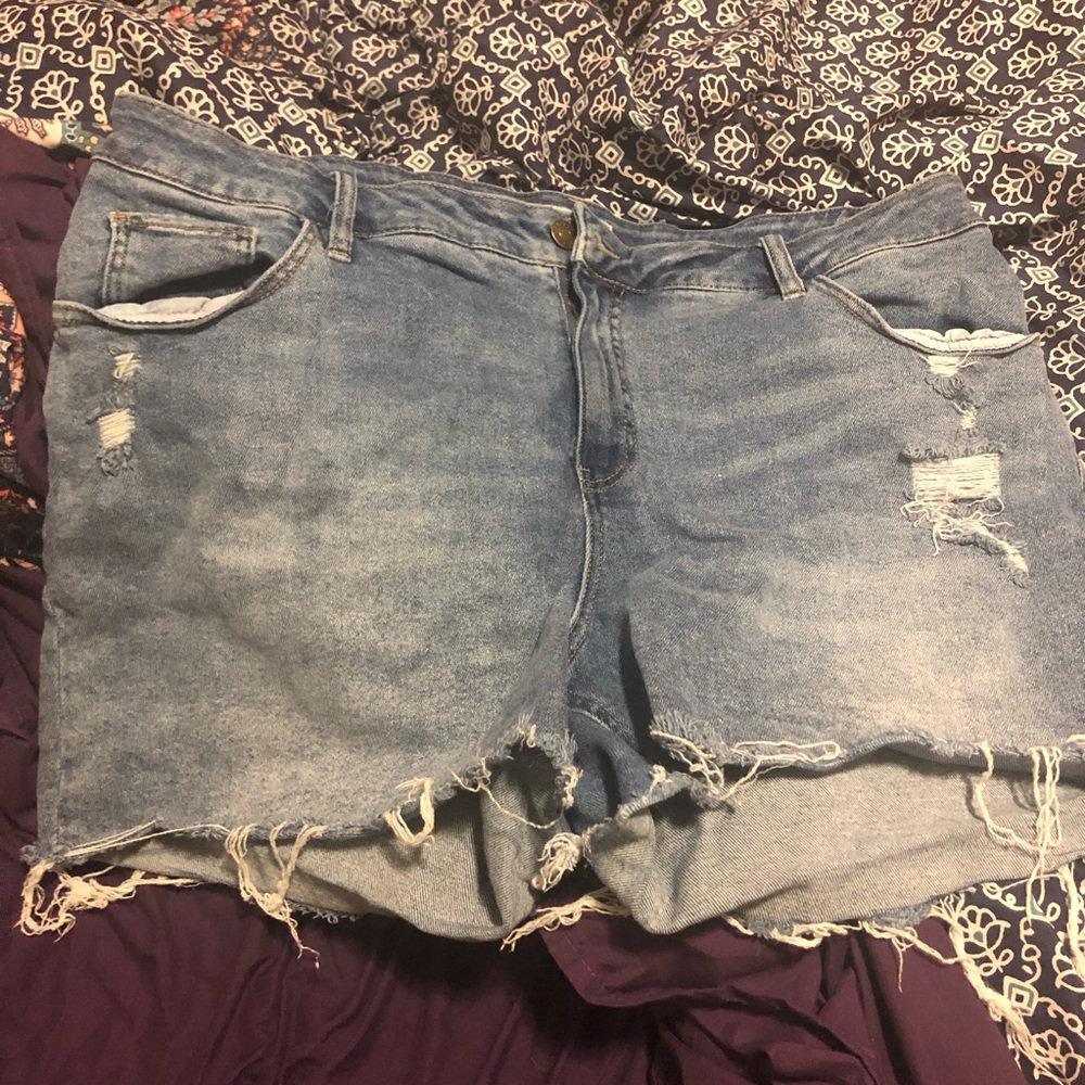 Ava & Viv Jean shorts